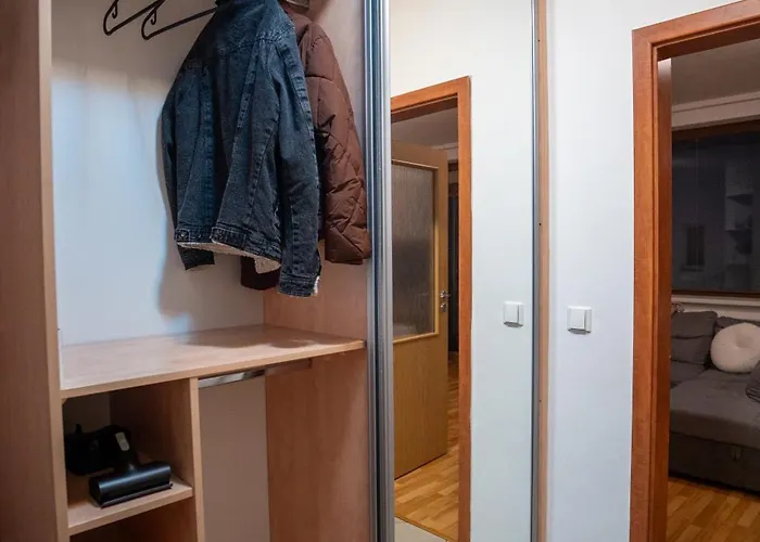 Svetly Blizko Centra - Plne Vybaveny